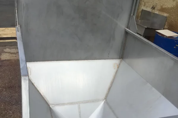 Satim Rhône_ trémie inox viticole (2)